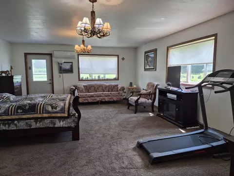 Bedroom - 12050 Wren Rd, Marshfield, WI 54449 photo 1 of 6