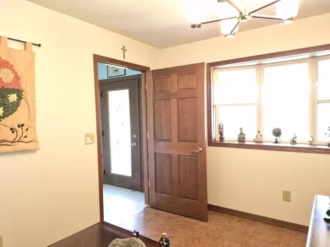 Entry Way - 12050 Wren Rd, Marshfield, WI 54449 photo 3 of 5