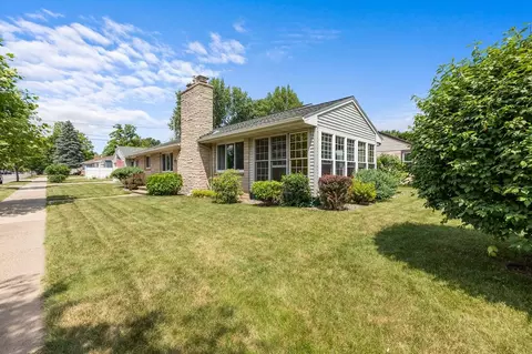 2517 Pied Piper Ln, Wausau, WI 54403