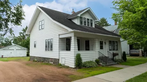 709 S 9th Ave, Wausau, WI 54403