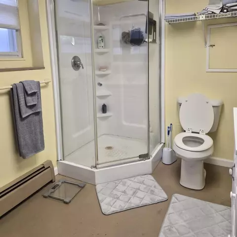 Bath - 4802 Augustine Ave, Weston, WI 54476 photo 2 of 3