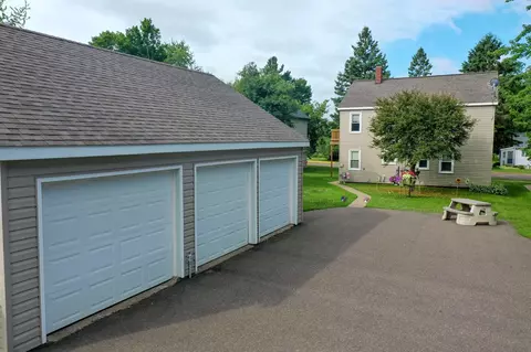 332 S Third St, Medford, WI 54451