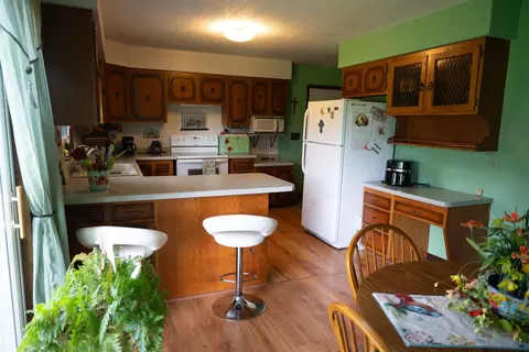 Kitchen - 171112 County Rd N, Ringle, WI 54471 photo 4 of 4