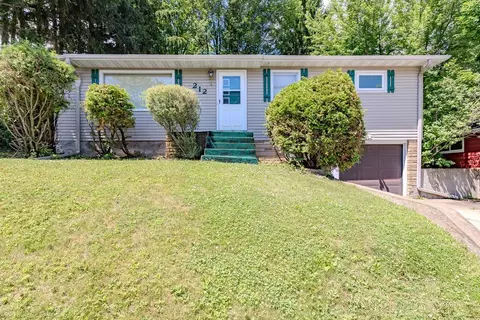 212 N 11th Ave, Wausau, WI 54401