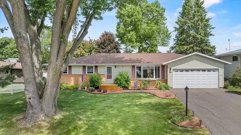 1103 Weister Ct, Marshfield, WI 54449