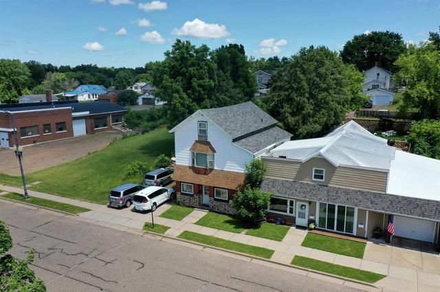 120 N Main St, Medford, WI 54451