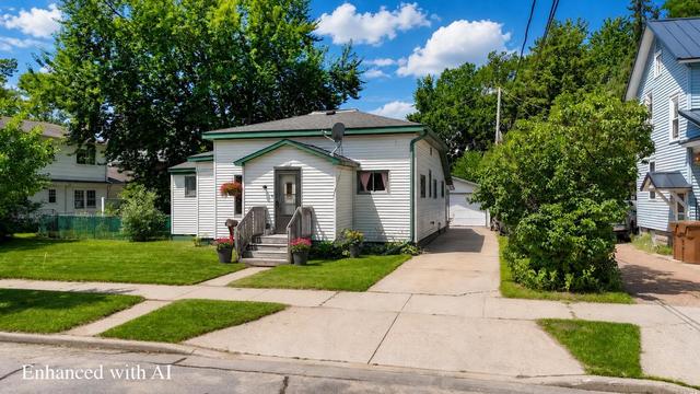 1916 Wyatt Ave, Stevens Point, WI 54481