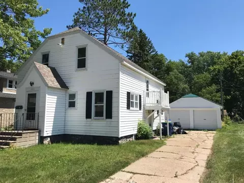 1911 Zimmerman St, Wausau, WI 54403