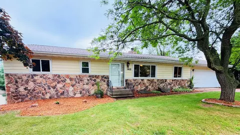 1410 Woodlawn Rd, Wausau, WI 54403
