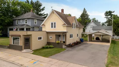 518 N 3rd Ave, Wausau, WI 54401