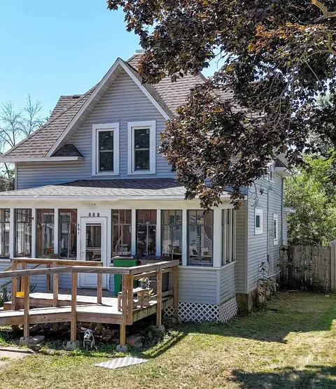 531 N 8th Ave, Wisconsin Rapids, WI 54495