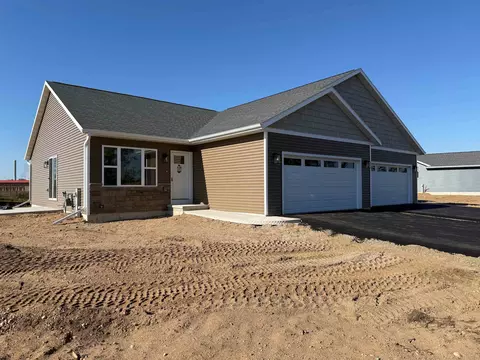 257 Cedar Haven Trl, Rothschild, WI 54474