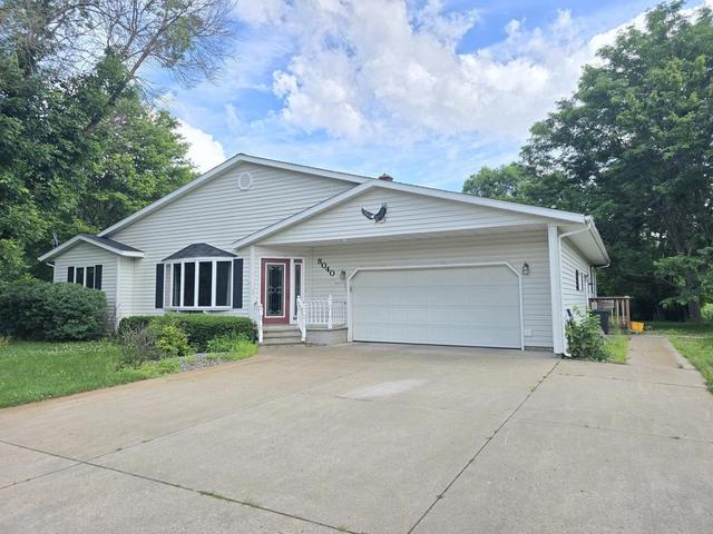 8040 White Pine Dr, Wisconsin Rapids, WI 54494