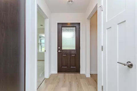 Entry Way - 1396 Park Dr, Schofield, WI 54476 photo 3 of 5