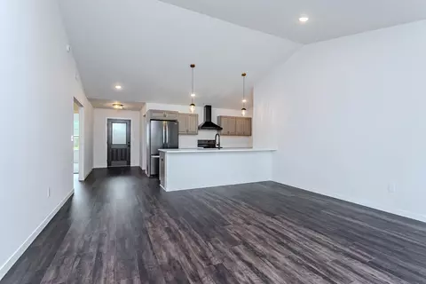 Living - 1394 Park Dr, Schofield, WI 54476 photo 2 of 3