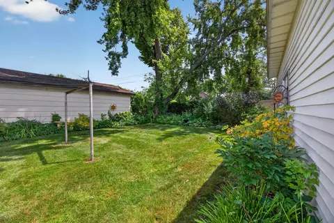 Exterior - 2425 Simonis St, Stevens Point, WI 54481 photo 10 of 10