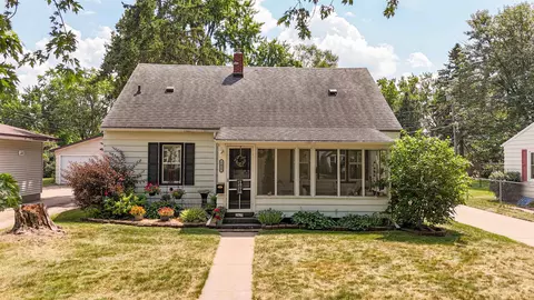 Exterior - 2425 Simonis St, Stevens Point, WI 54481 photo 5 of 10