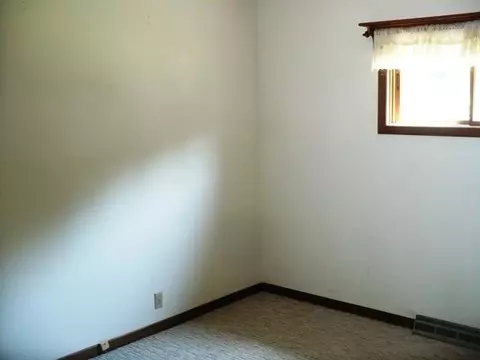 Bedroom - w9011 Blue Jay Road, Willard, WI 54493 photo 3 of 3