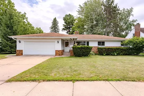 819 Broadway Ave, Wausau, WI 54403