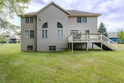 Exterior - 7208 Executive Ct, Weston, WI 54476 photo 3 of 13
