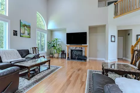 Living - 7208 Executive Ct, Weston, WI 54476 photo 3 of 4