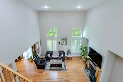 Living - 7208 Executive Ct, Weston, WI 54476 photo 4 of 4