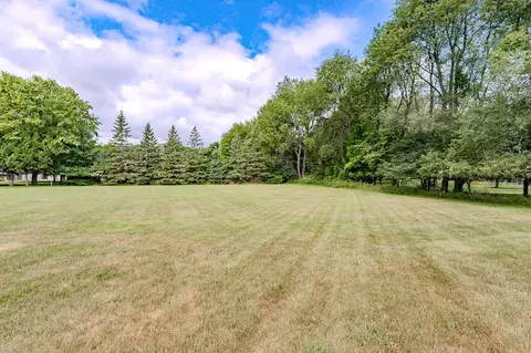 Exterior - 7208 Executive Ct, Weston, WI 54476 photo 8 of 13