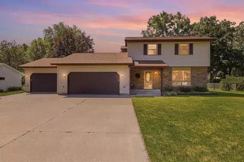 1841 Ponderosa St, Plover, WI 54467