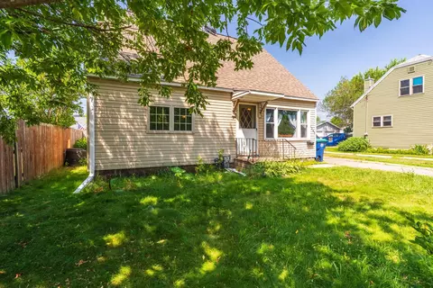 1242 S 9th Ave, Wausau, WI 54401