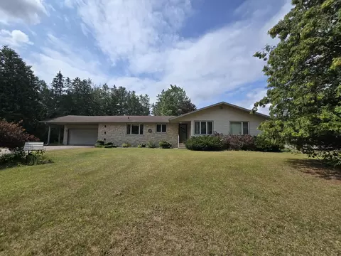5289 Reddin Rd, Wisconsin Rapids, WI 54495