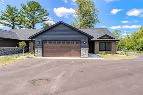 Exterior - 1390 Park Dr, Schofield, WI 54476 photo 5 of 9