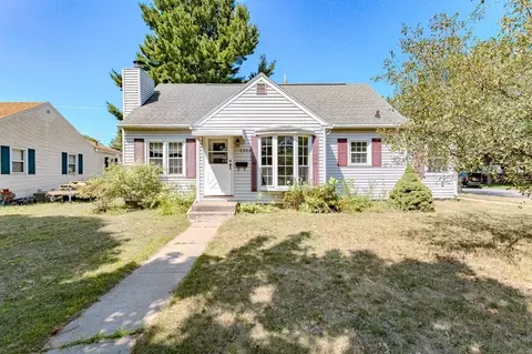 2202 Zimmerman St, Wausau, WI 54403