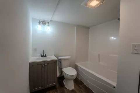 Bath - 604 Eugene St # A, Merrill, WI 54452 photo 3 of 3
