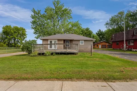 5886 Main St, Auburndale, WI 54412