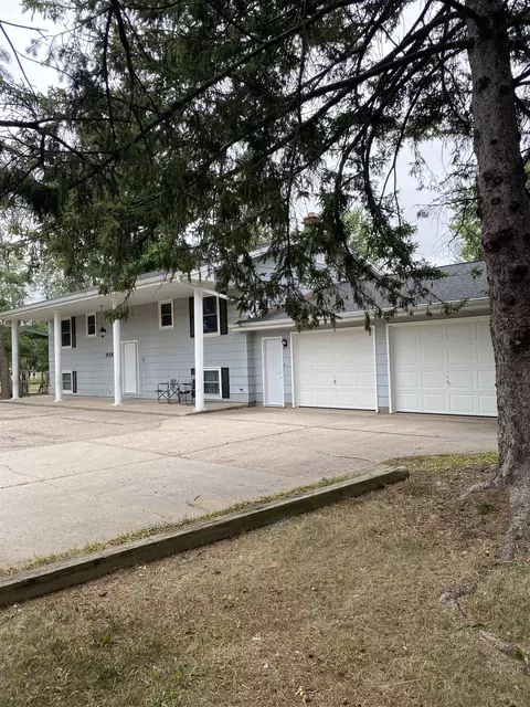 3030 S 13th St, Wisconsin Rapids, WI 54494