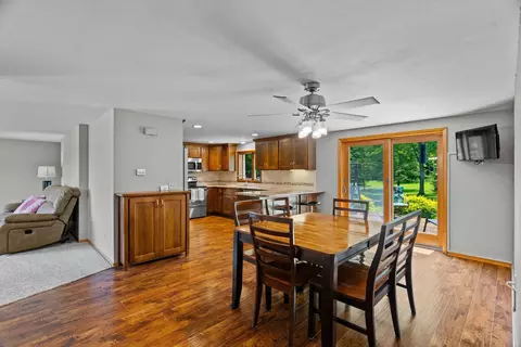 Dining - 116395 Riverside Rd, Marshfield, WI 54449 photo 2 of 2