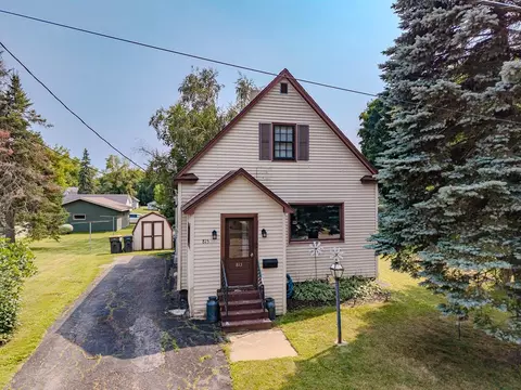 815 North Ave, Antigo, WI 54409