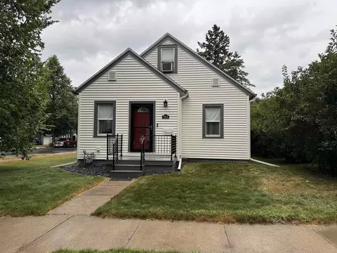 1004 N 5th Ave, Wausau, WI 54401