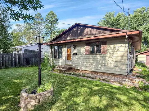 227 S Virginia St, Antigo, WI 54409