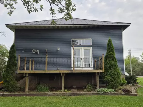 Exterior - 5271 W Center Rd, Withee, WI 54498 photo 3 of 11