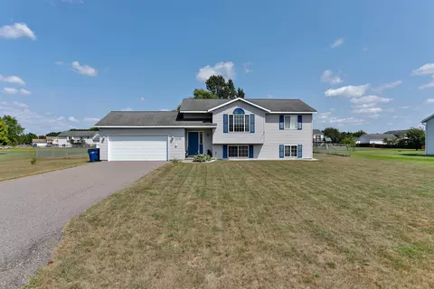 2276 Crystal View Dr, Kronenwetter, WI 54455