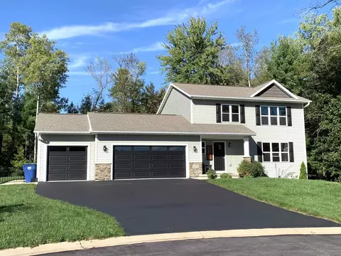 1172 Fall City Ct, Mosinee, WI 54455