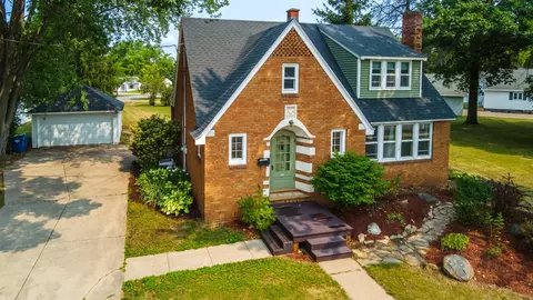 813 Western Ave, Mosinee, WI 54455