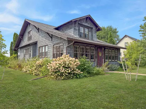 223 S 3rd St, Colby, WI 54421