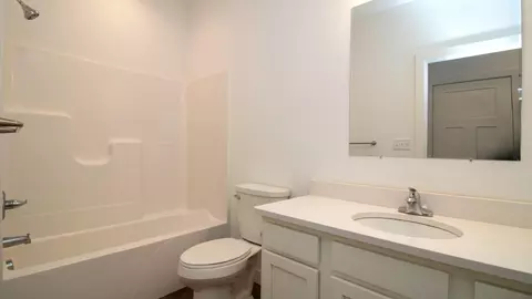 Bath - 3404 Caesars Ct, Weston, WI 54476 photo 1 of 2