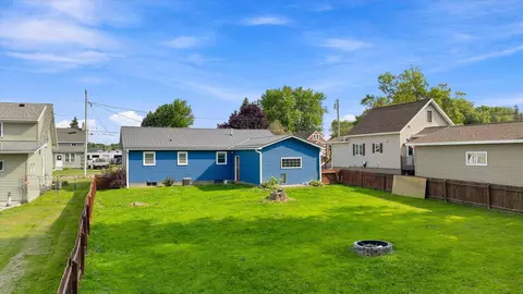 Exterior - 112 E 17th St, Marshfield, WI 54449 photo 5 of 7