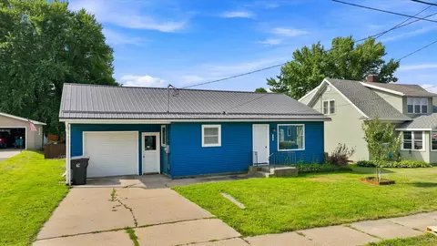 Exterior - 112 E 17th St, Marshfield, WI 54449 photo 2 of 7