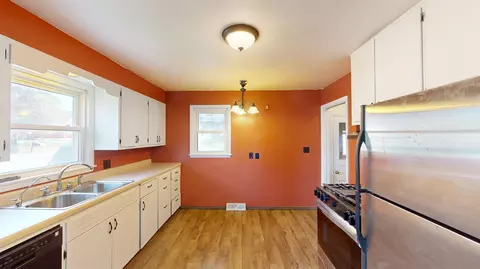 Kitchen - 112 E 17th St, Marshfield, WI 54449 photo 3 of 5