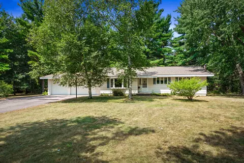 8206 Lakeview Dr, Wisconsin Rapids, WI 54495