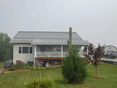 241474 Bungaloo Rd, Athens, WI 54411
